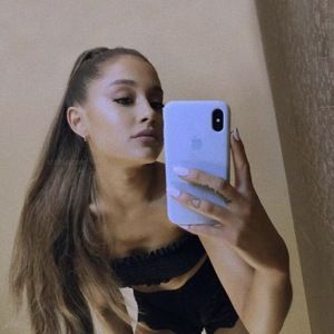 Meet your Posher, Zoe